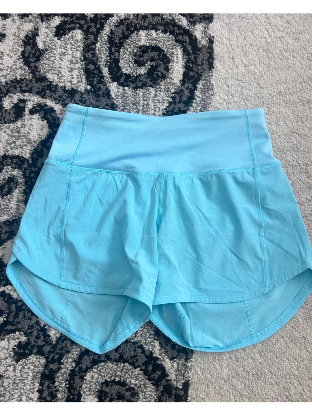 Lululemon Speed Up Shorts High Rise 4” Color: Cyan Blue Women’s Size 2